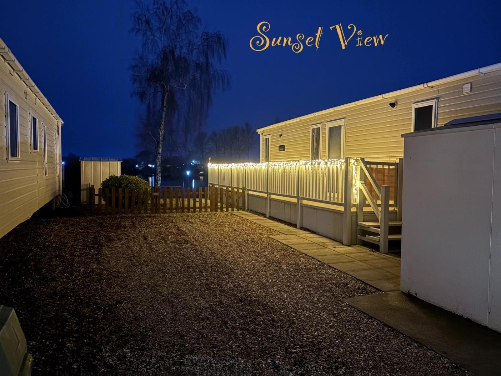 Tattershall Lakes Sunset View Caravan Lakeside, Hot Tub, Garden, Private Fishing Peg & Wifi Exterior foto